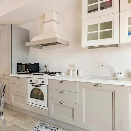 Apartment Tyrrena *