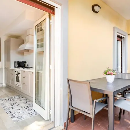 Residenza Primavera Apartment